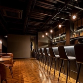 カフェ＆ダイニング ギャザーバー金山店の雰囲気2