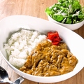 料理メニュー写真 和牛　牛すじカレーハーフ