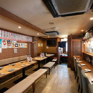 炭火居酒屋 焼天狗 藤沢南口本店の雰囲気1