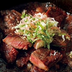 地鶏もも肉鉄板焼き