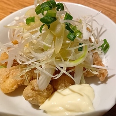 鶏ひざなんこつの唐揚げ