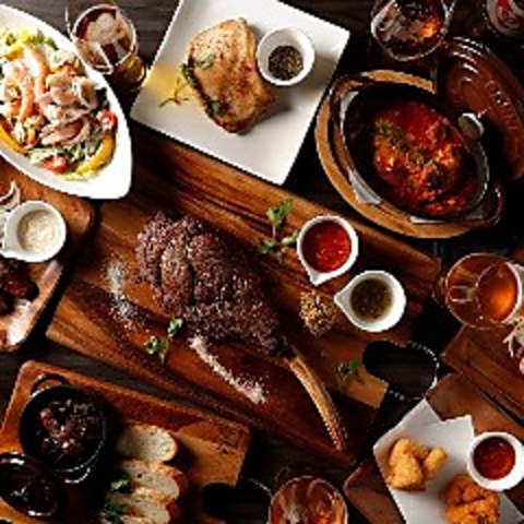 肉とチーズを主役にしたメニューが勢揃い◎心地よい空間でゆっくり食事とドリンクを☆