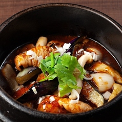 土鍋ホルモン麻婆豆腐