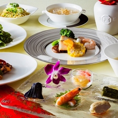 テーマは「モダンチャイニーズ」洗練されたお料理を提供の写真