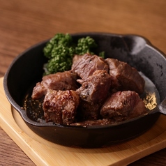 にんにく醤油のさいころステーキ