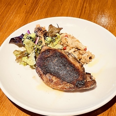 鴨もも肉のコンフィ