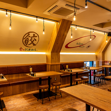 金の餃子酒場 渋谷2号店の雰囲気1