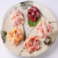 芳醇な旨みを堪能できる厳選地鶏◎