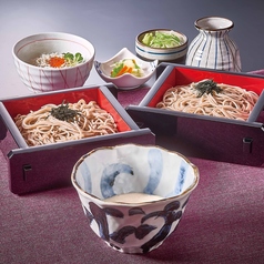 とろろ汁ざるそば(2段)としらすといくらミニ丼