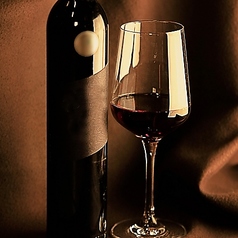 お食事と一緒に、おすすめのワインも楽しめる！