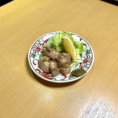 所沢牛ホルモンの炭火焼き