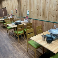 ホルモンチゲ　一品料理　味園の雰囲気1