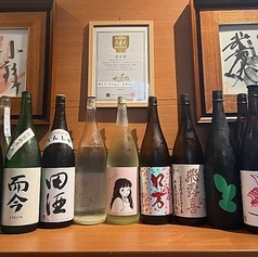 季節の日本酒ご用意しております