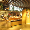 R Baker アールベイカー 岡山一番街店