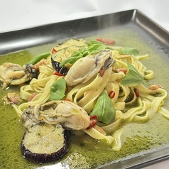 牡蠣となすのジェノベーゼ