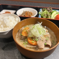 気仙沼ホルモン おとまつのおすすめランチ1