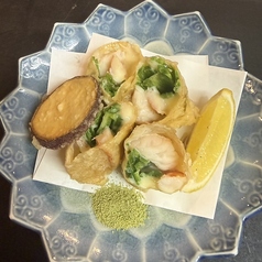 湯葉のチーズ揚げ