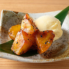 大学芋バニラアイス添え