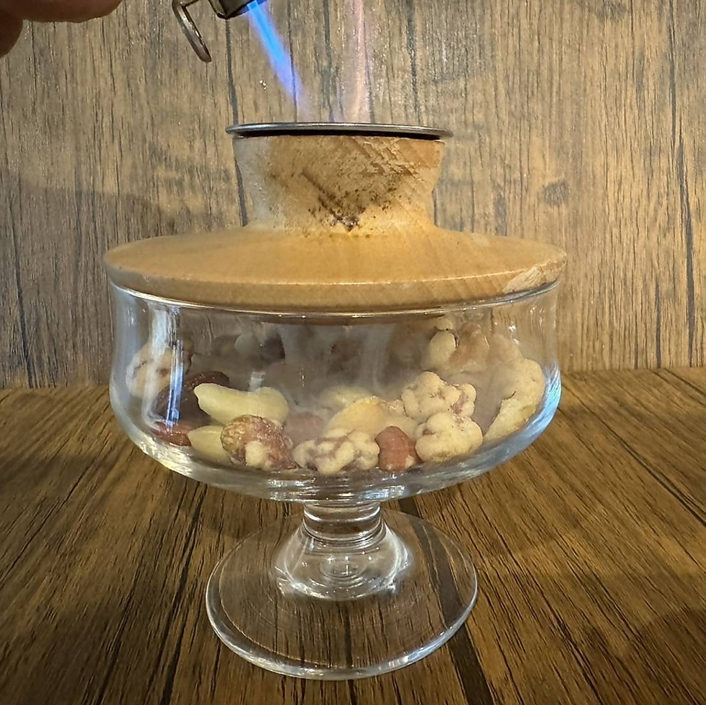 各種燻製料理もございます。