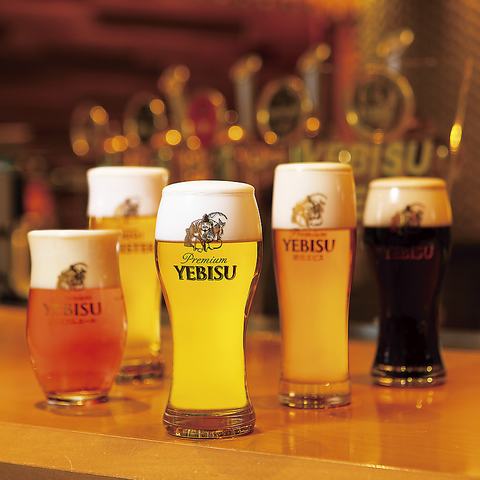 YEBISU BAR  Kぶらっと京橋店こだわりのヱビスビールが楽しめる直営店。京橋駅高架下