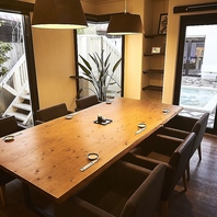 大切なお食事会には個室席