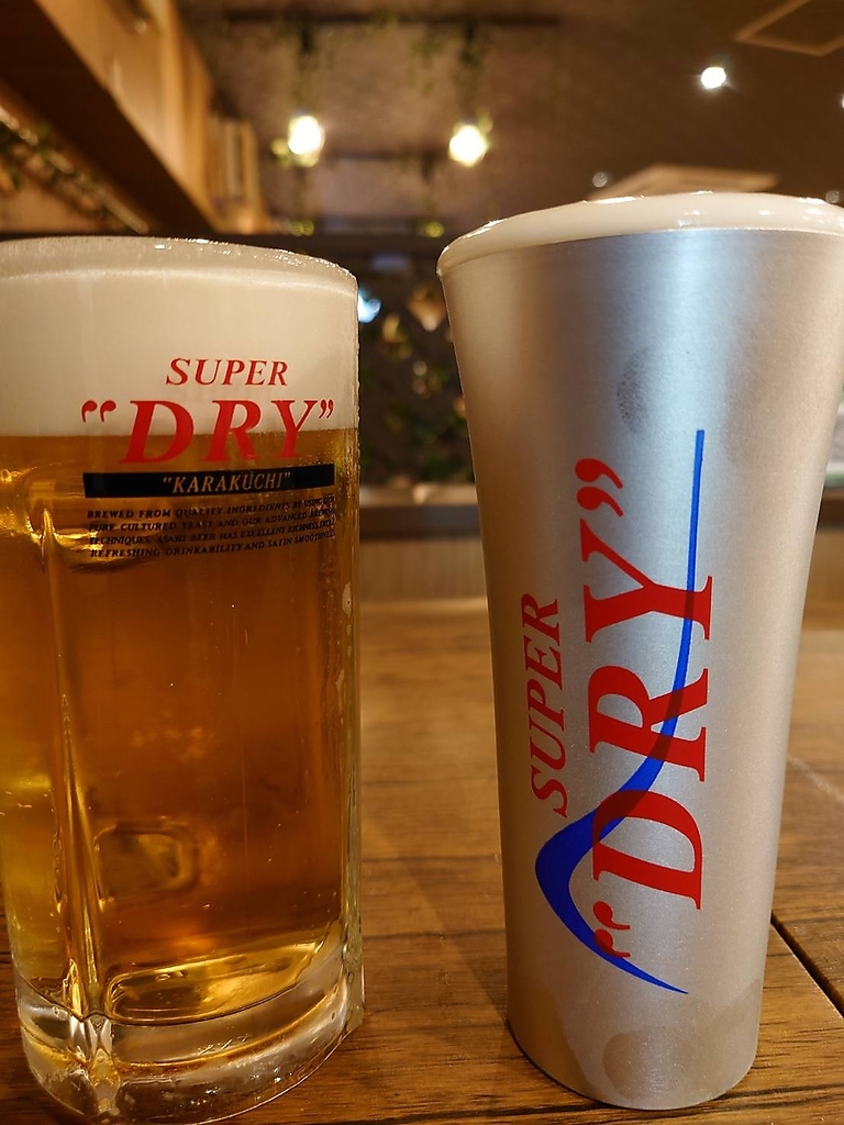 キンキンに冷えた生ビールで喉を喜ばせてはいかがでしょうか？