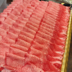 牛タンと山形豚を味わう、素材勝負の贅沢しゃぶの写真