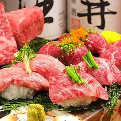 当店名物人気☆元祖肉寿司盛り合わせ