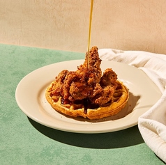 大人気の名物「ワッフルチキン」