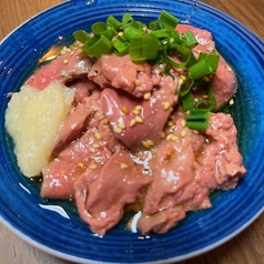 鶏レバーのレアコンフィ仕立て