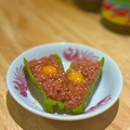 料理メニュー写真&nbsp;パリパリピーマンと生チンジャオユッケ