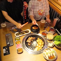 かわいいが溢れる店内♪誕生日・記念日にはもちろん、デートにもぴったりのお席です。大切な人との素敵な時間をお届けします♪3階席