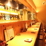 純和風のひのきを基調にした店内はゆっくりとお食事をお楽しみ頂けます。