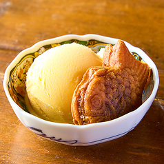 揚げ鯛バニラアイス添え