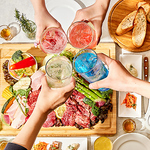 サワーや、ハイボールなどラインナップ30種類以上！お得なアルコール飲み放題♪