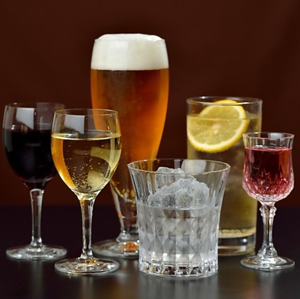 飲み放題付きのお得なコースございます。