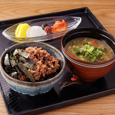 新栄町横丁のおすすめランチ1