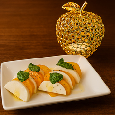 花畑牧場モッツァレラのカプレーゼ