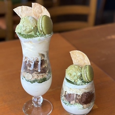 宇治抹茶のティラミスパフェ