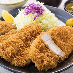 メガ盛り定食　2180円 (税込)