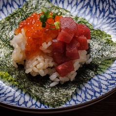 まぐろ×いくら手巻き寿司
