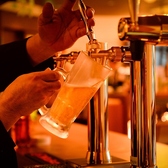 一杯一杯丁寧に入れているこだわりのお酒。クラフトビールをはじめ、ビアカクテルやウイスキー、ワインなど様々なお酒をお楽しみいただけます！特別な一杯で至福のひとときをお過ごしください♪