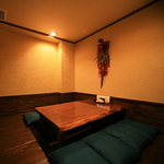 少人数でも個室♪落ち着いた雰囲気でゆったり楽しめる◎周りが気にならない安心感が◎