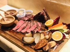 豪快！　Tボーンステーキ　野菜の炭火焼き T bone steak