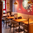 フロアを貸し切って、プライベート感あふれる各種ご宴会を開催いただけます！各種宴会の大人数での集まりに最適◎最大30名様まで着席可能で、一体感のある宴会が叶います。駅近の好立地でお集まりやすく、本格中華のコース料理と共に、皆様で思い出に残る素敵な時間を共有していただけます。