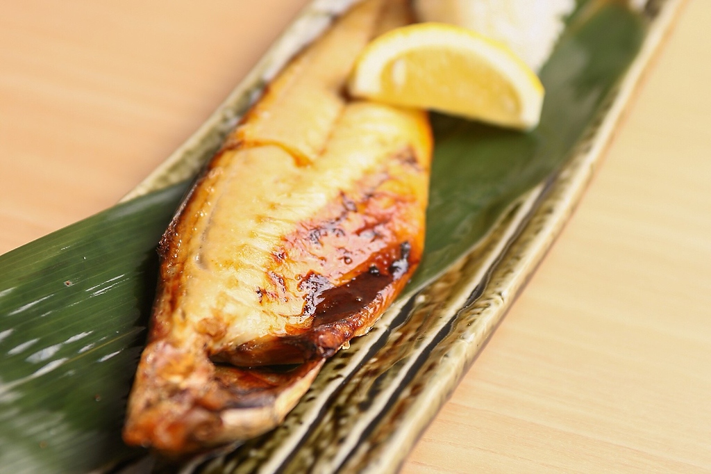 越田商店のなまらうまいさば　