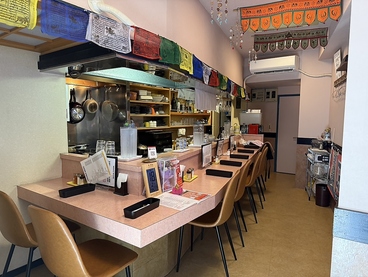 本格スパイス料理　haccoudining（はっこうdining）の雰囲気1