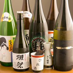 豊富な日本酒、こだわりのひれ酒などご用意