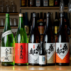 全国から厳選した銘酒を堪能◎こだわりの焼酎や日本酒