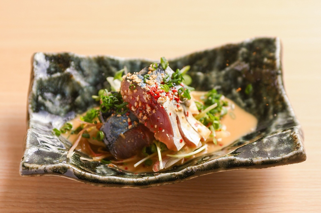 漬けトロさばの特製胡麻しょうゆ